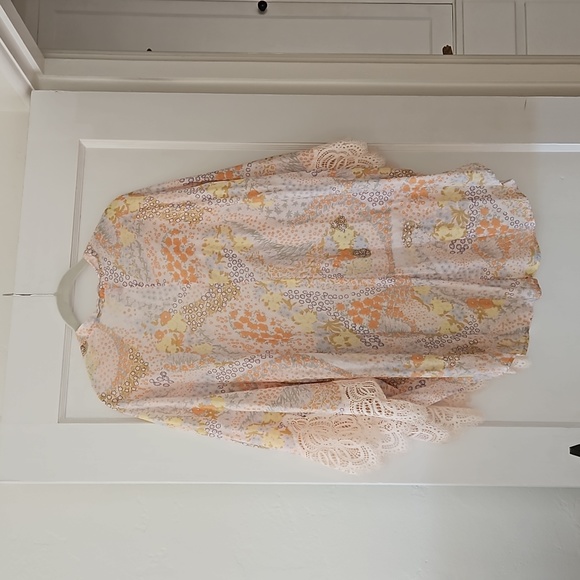 Victoria's Secret Open Front Robe - Picture 2 of 4